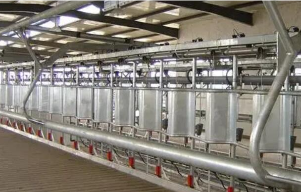 白银钢结构 vs 传统结构:一场关于强度与速度的全面胜出!